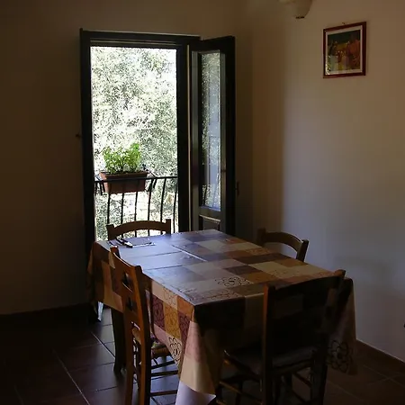 Agriturismo Torre Rinusa *